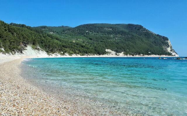 Velia Mare