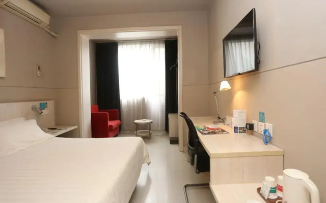 Jinjiang Inn Chengdu Baiguolin Railway Station