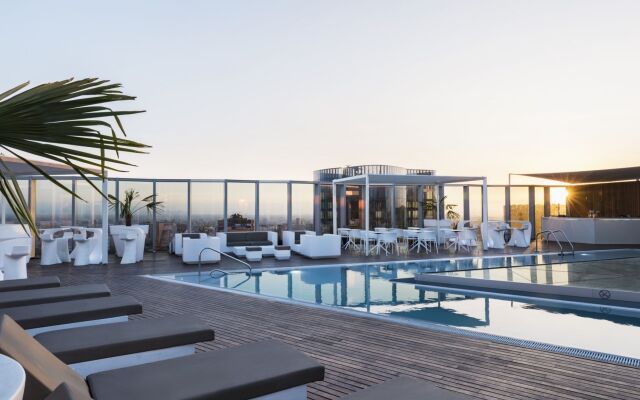 ICON Hotel