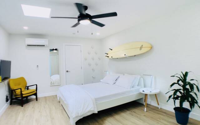 Intimate Well Appointed-Old Town-Pool