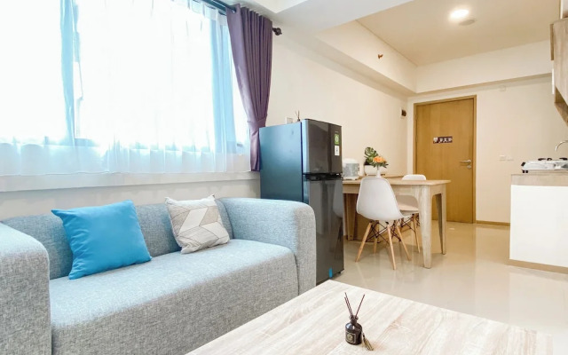 Homey And Spacious 2Br At Meikarta Apartment