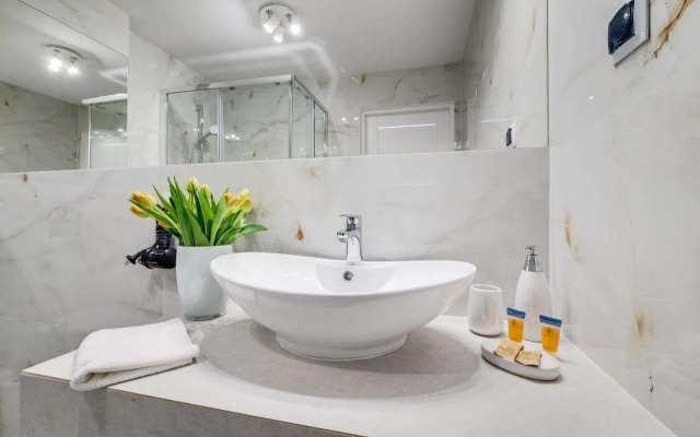 SAVOY Mariacka Apartments