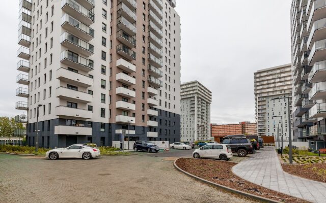 Frey Homes Suite - Blisko plazy