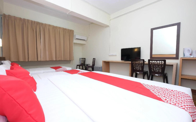OYO 1105 Hotel 75 – Guest Rooms – Temerloh
