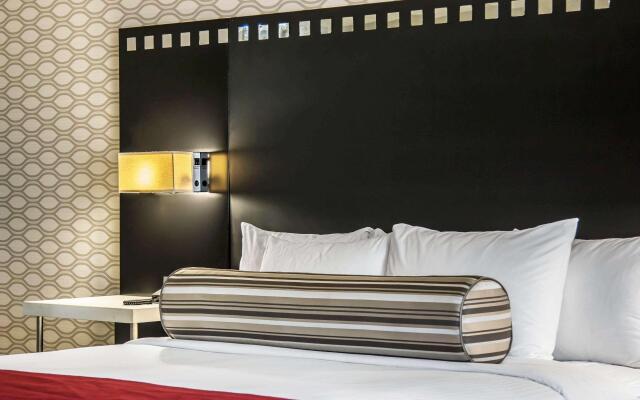 Tilt Hotel Universal/Hollywood, an Ascend Collection Hotel