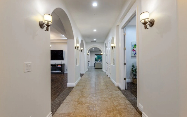 Casa Cielo 6 Bedroom Home by RedAwning