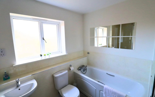 Wokingham - Large 2 bedroom Apartment