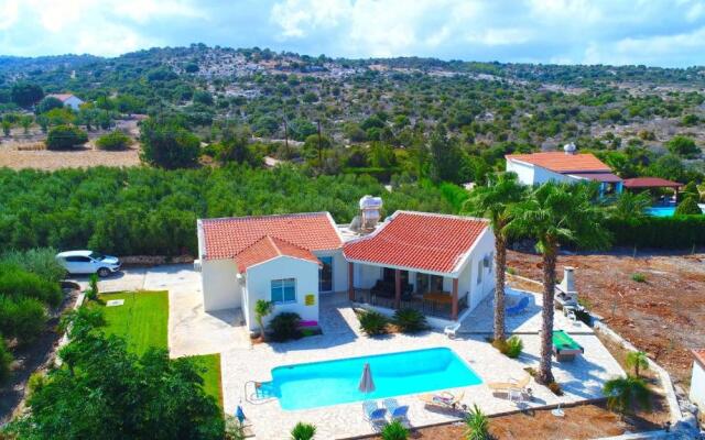 Villa Anthoulis in Latchi