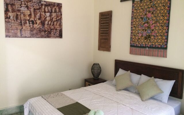 Mango Tree Dipudjo Homestay