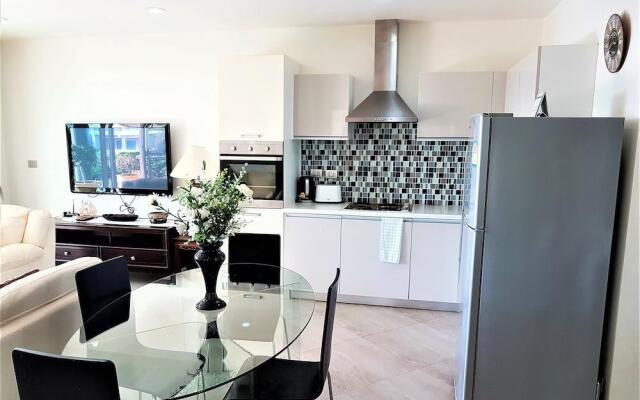 KB Apartments 3 Karon Beach by PHR