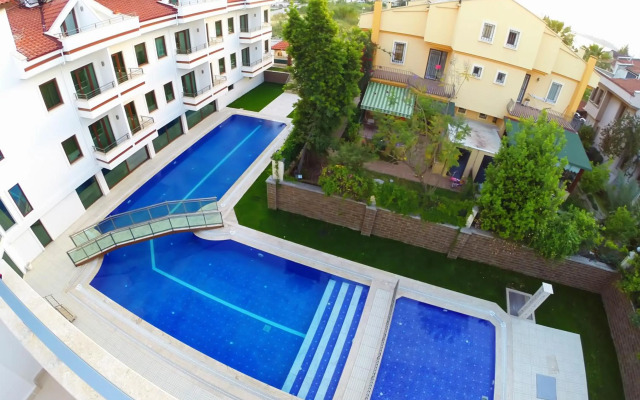Malahit Exclusive City Hotel