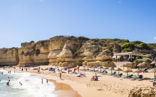 Salgados Beach Vila das Lagoas