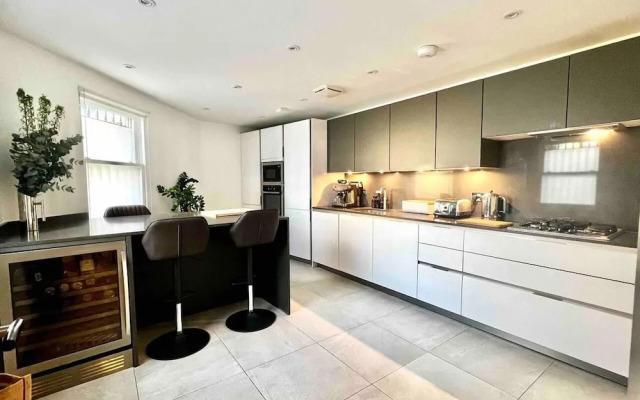 Modern Retreat in the Heart of Shoreditch