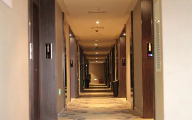 Zhumadian  Future  Hotel  Co., Ltd