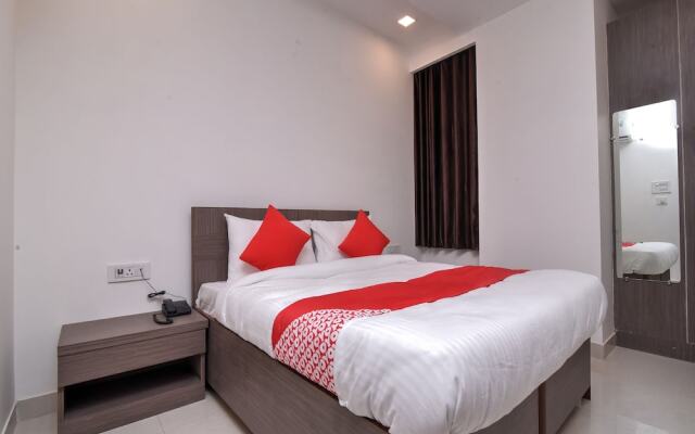 OYO Flagship 18303 Sector 24 Rohini