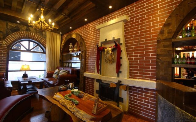 Lijiang Zhiyun Hotel