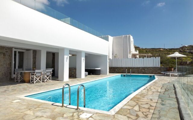 Amperian Mykonos Suites