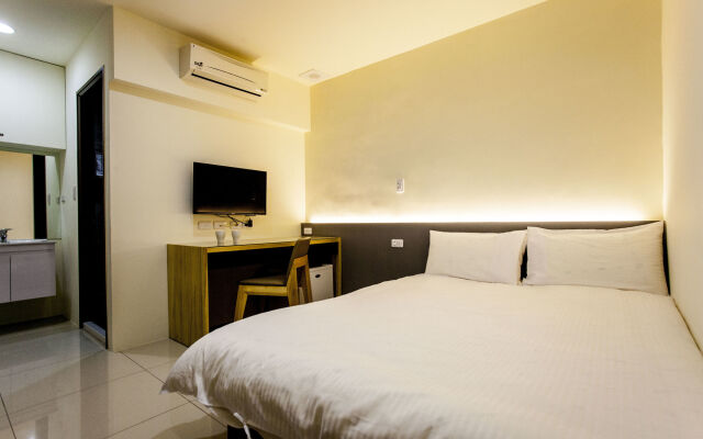 Traveler No.3 - Fengjia