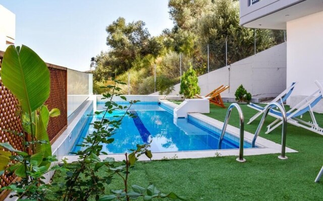 Fortezza Di Palaiokastro - Private pool
