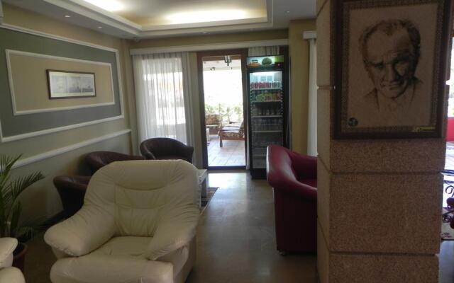 Akpinar Otel Cesme