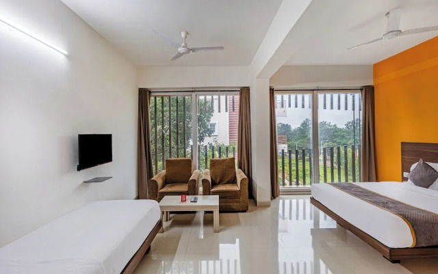 Hotel Acacia Yelahanka