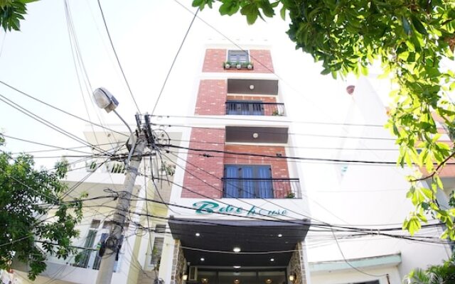 Bobo House
