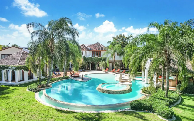5-star villa for rent in Moroccan-style
