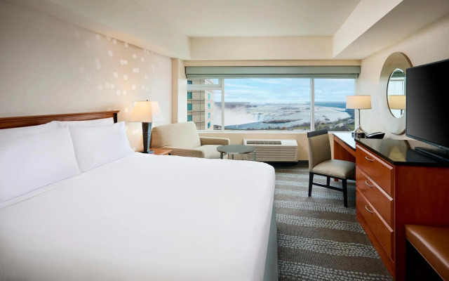 Niagara Fallsview Hotel Suites