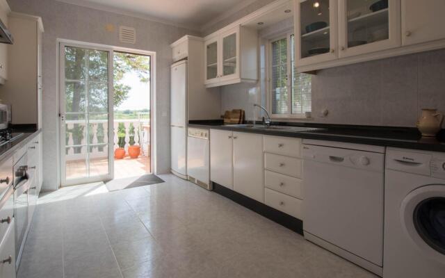 Casa Novo Horizonte by Portucasa