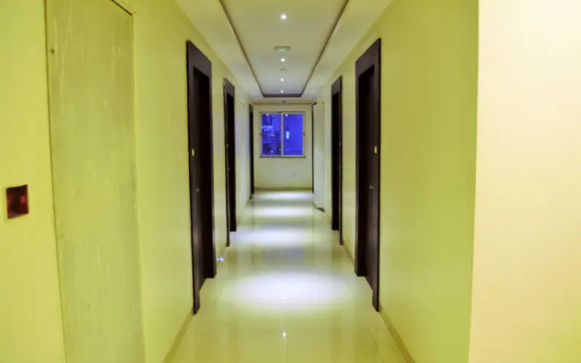 Prowell Crown Madhapur by FabHotels