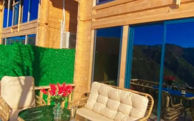 parla dağ evi