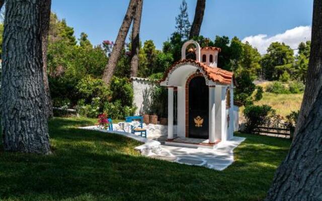 Sani Beach Forest Villa