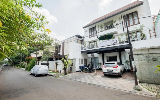 Singgahsini Casa D Elok Near PIM 1