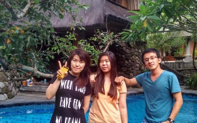 Omah Pakem (Serenity in Nature)