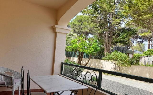 Luxury Apartment near Cascais Town & Marina