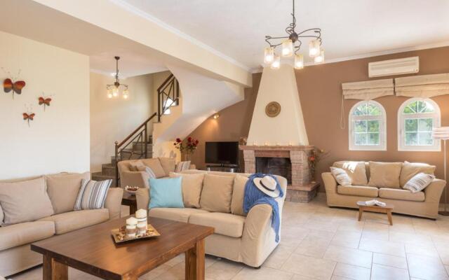 Corfu Villa Kokkini with swimming pool