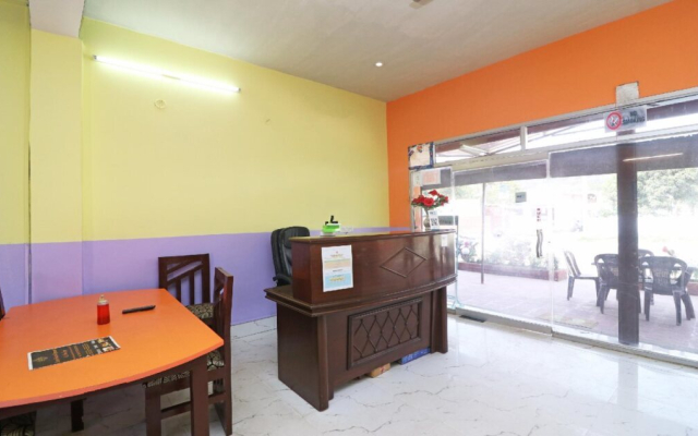 OYO 28195 Corbett Junction