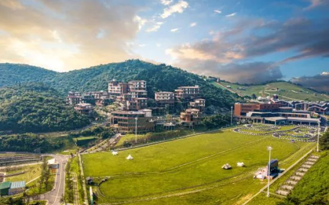 Star Astronomy Hotel