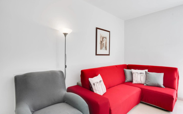 Sanremo Flat with Private Parking - Swimming Pool and NETFLIX