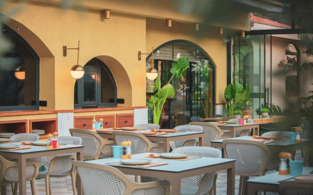 Z Exclusive Hotel and Villas
