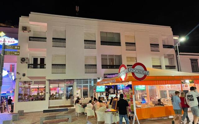 Albufeira Bran House