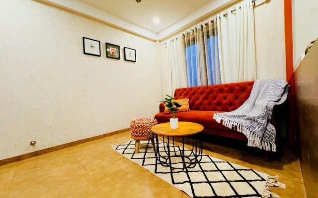 Home Escape 1BHK Retreat Nr Saket Square