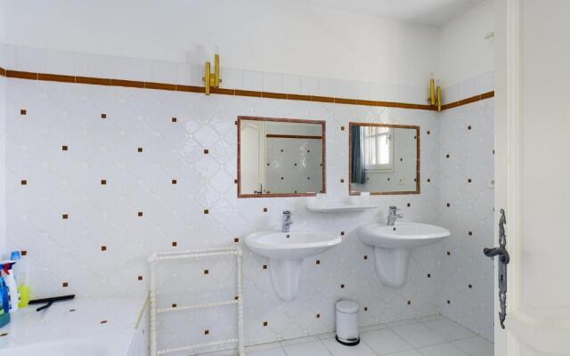 Maison Les Baux-de-Provence, 6 pièces, 8 personnes - FR-1-599-63