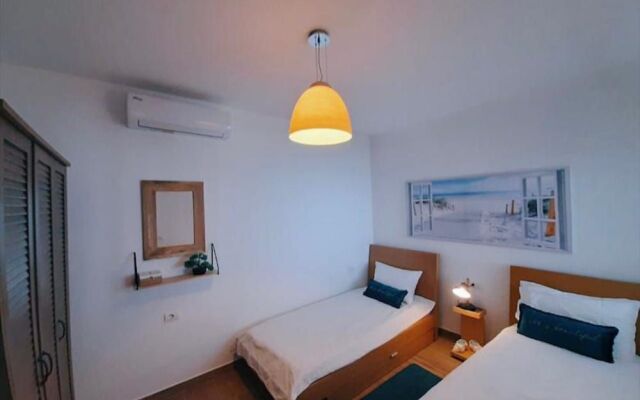 Vasiliki Beachfront Luxury Apartment