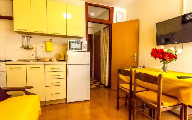 Apartments Mira Mark