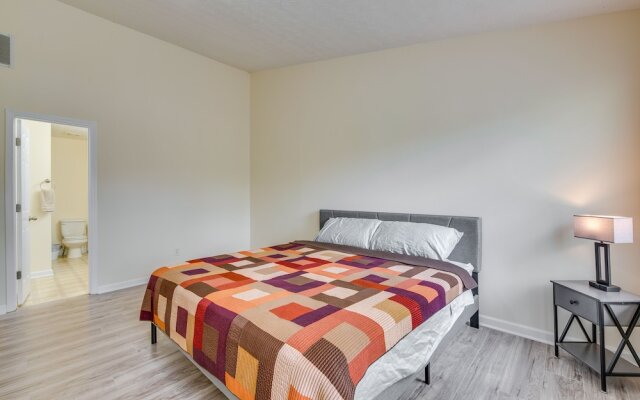 Bright Decatur Townhome ~ 10 Mi to Atlanta!