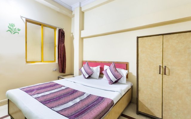 SPOT ON 40211 Hotel Prakash Inn