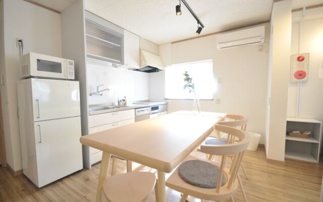 Condominium House Ten-roku