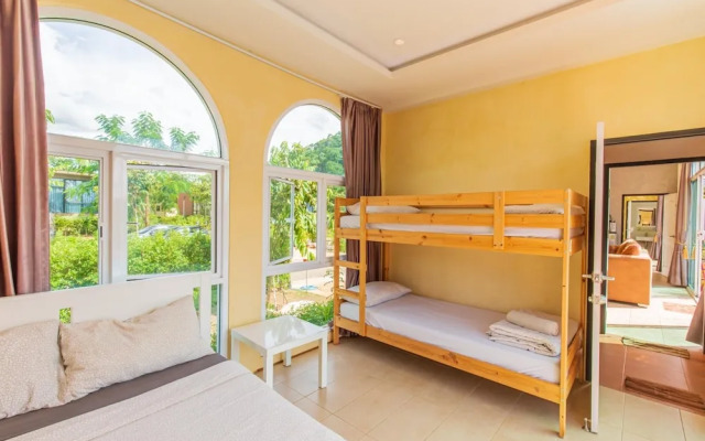 TheX10 PrivatePoolVilla & ResortKhaoYai