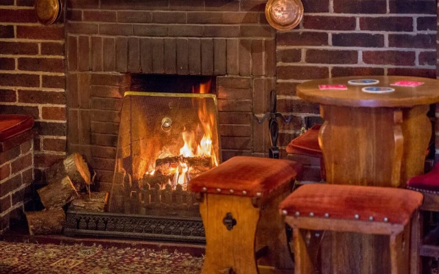 The Black Horse Inn
